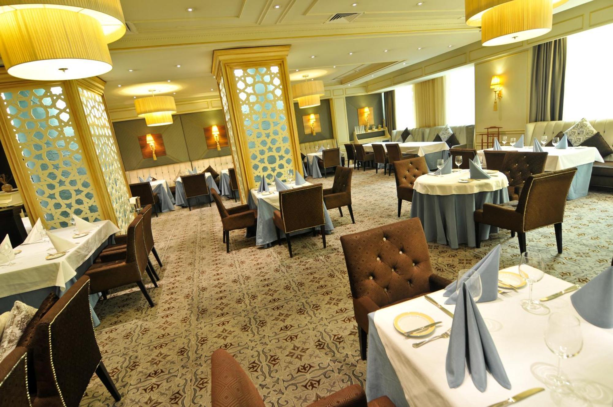 Grand Tien Shan Hotel Almatý Restaurante foto
