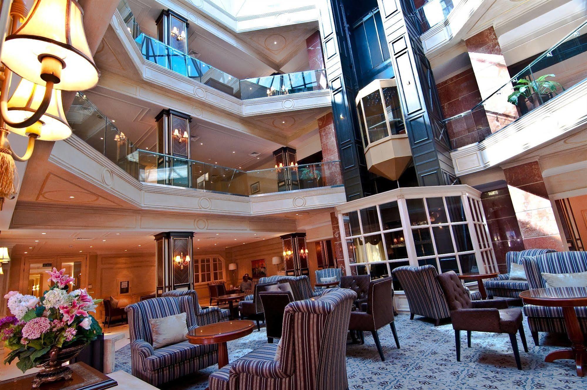 Grand Tien Shan Hotel Almatý Restaurante foto